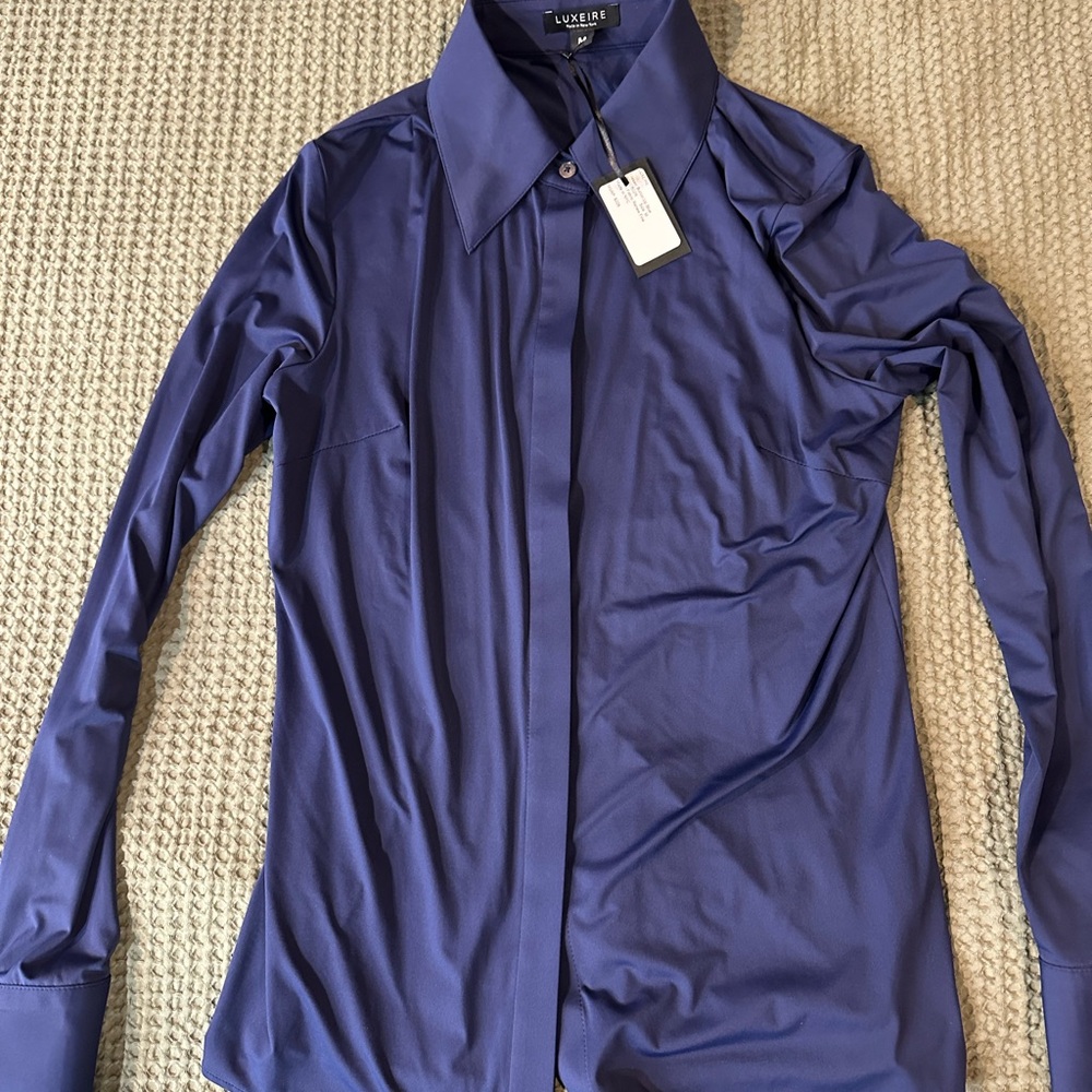 LUXEIRE Deep Blue Collared Blouse